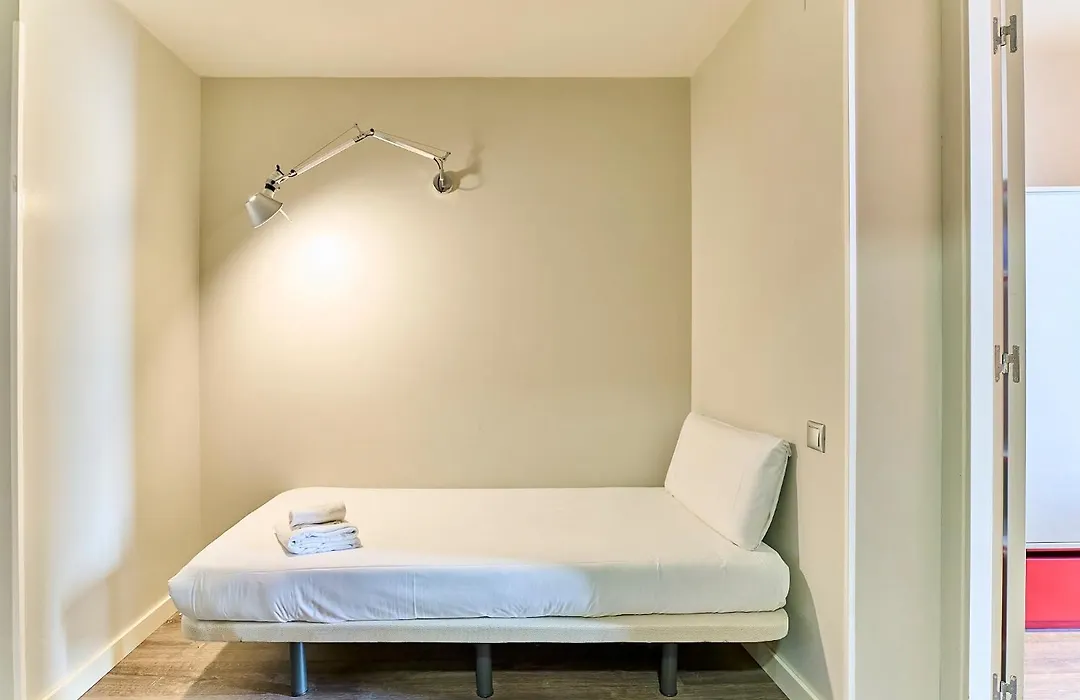 Montserrat Apartments By Gaiarooms-1